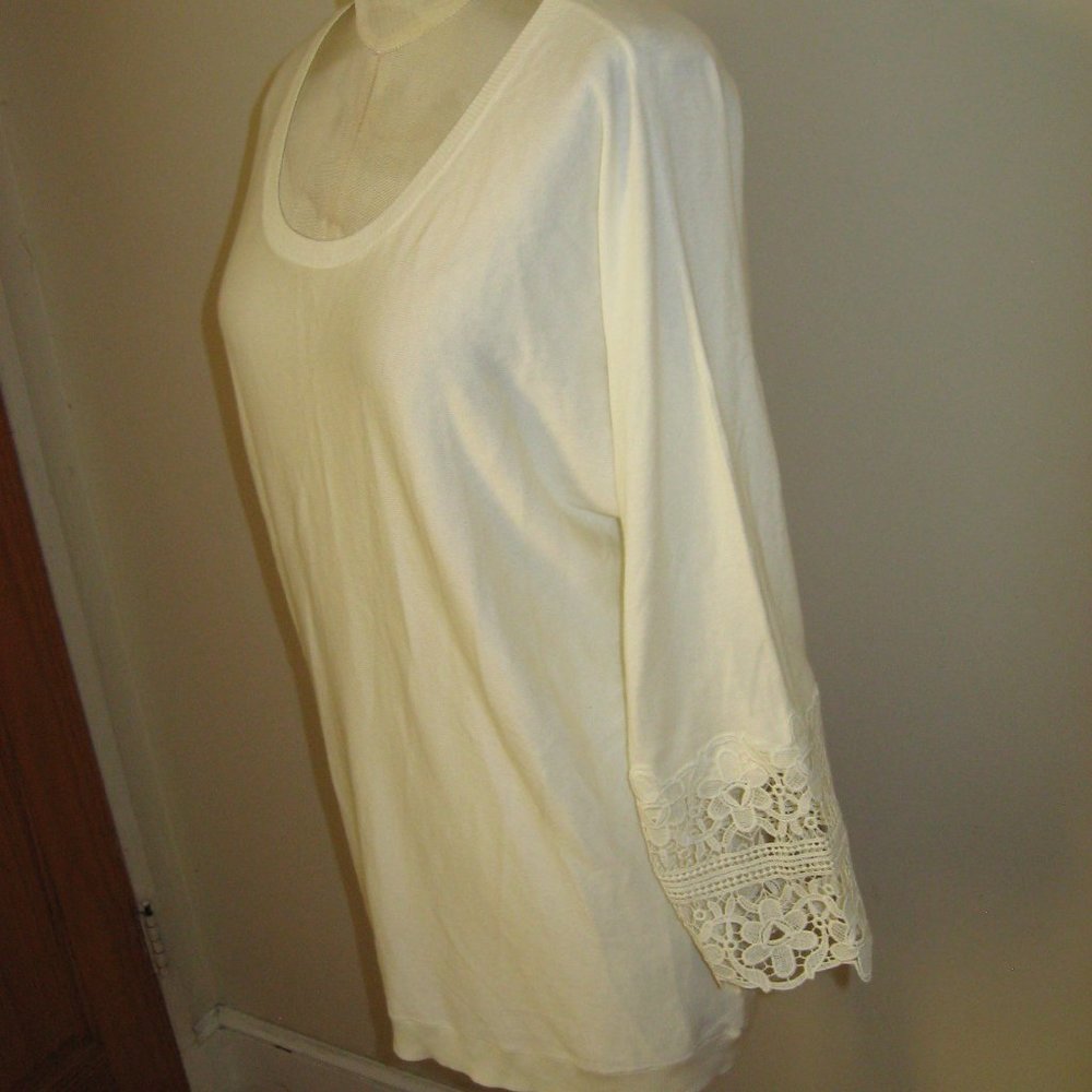 Talbots Solid White Cottton Rayon Blend Scoop Nec… - image 5